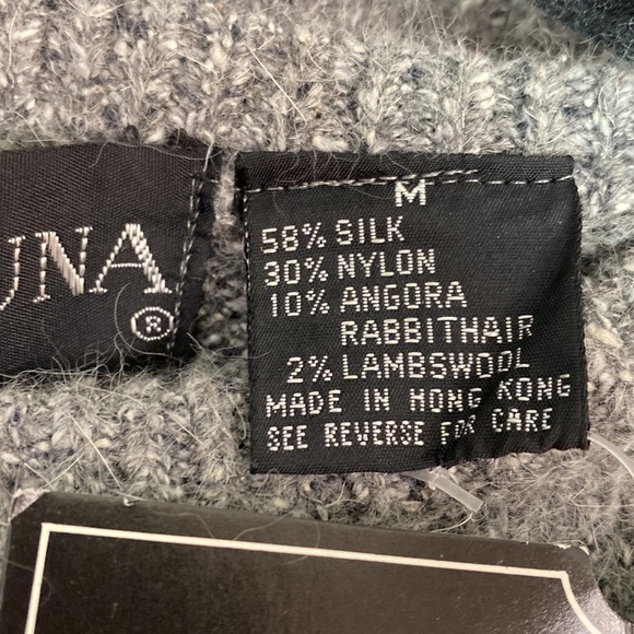 Vintage DeadStock UNO& UNA Silk Angora Rabbit Blend Beaded Leaf Accent Sweater - Picture 6 of 10